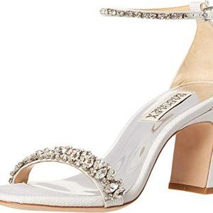 Badgley Mischka Women's Harriet Heeled Sandal (White Size 6 NEW)